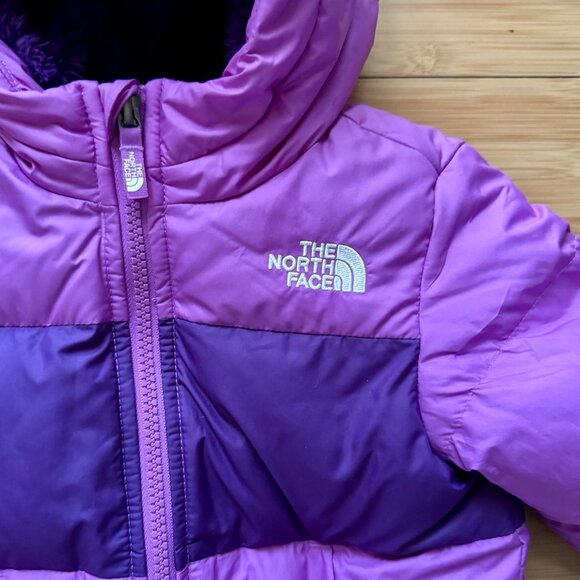 GUC North Face toddler Jacket - size 2T/purple/ faux fur lined - Picture 2 of 12